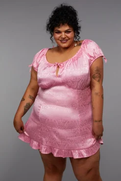 Curve Nouveau Dress