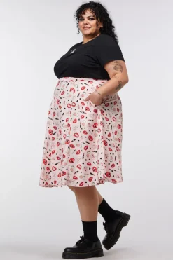 Kiss And Makeup Skirt Curve